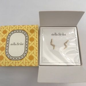 NEW Stella&Dot Lightning Studs